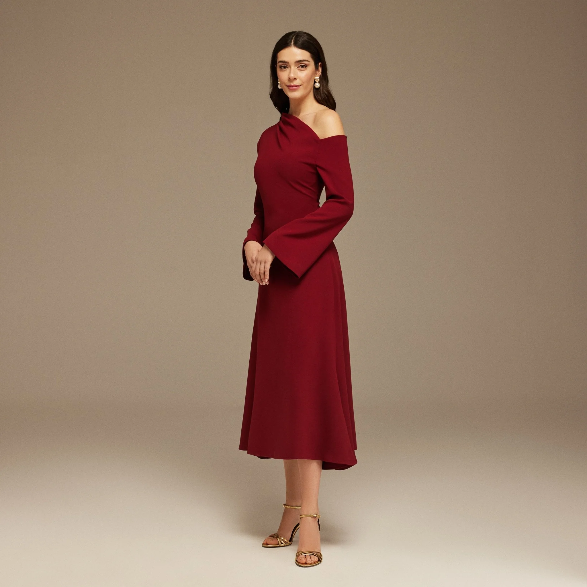 Burgundy Bare shoulder Crepe Midi dress - Image 2