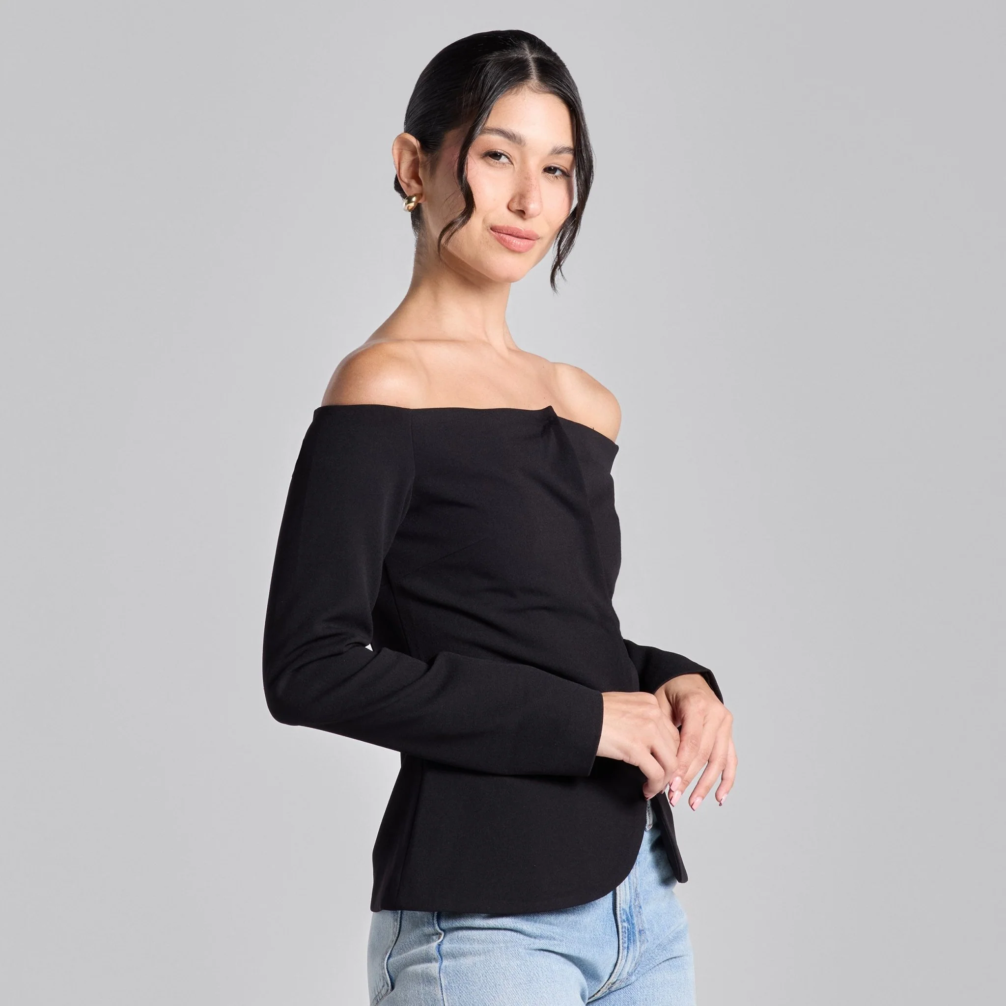 Black Off Shoulder Crepe Blazer - Image 3