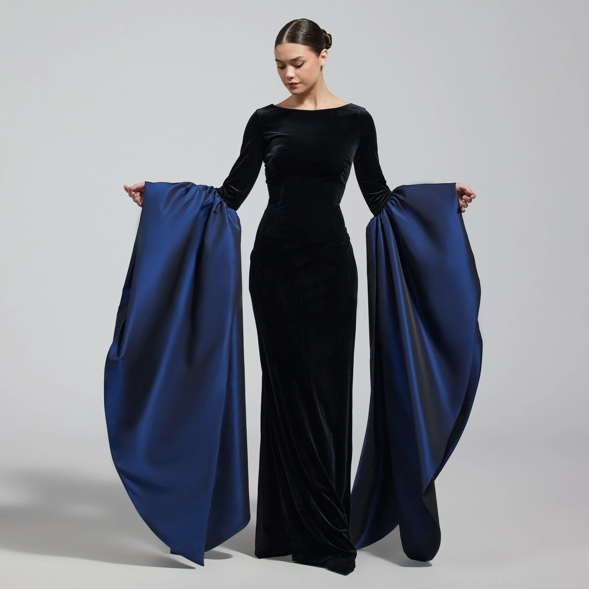 Black Fitted Gown With Extra Long Sleeves - Image 2