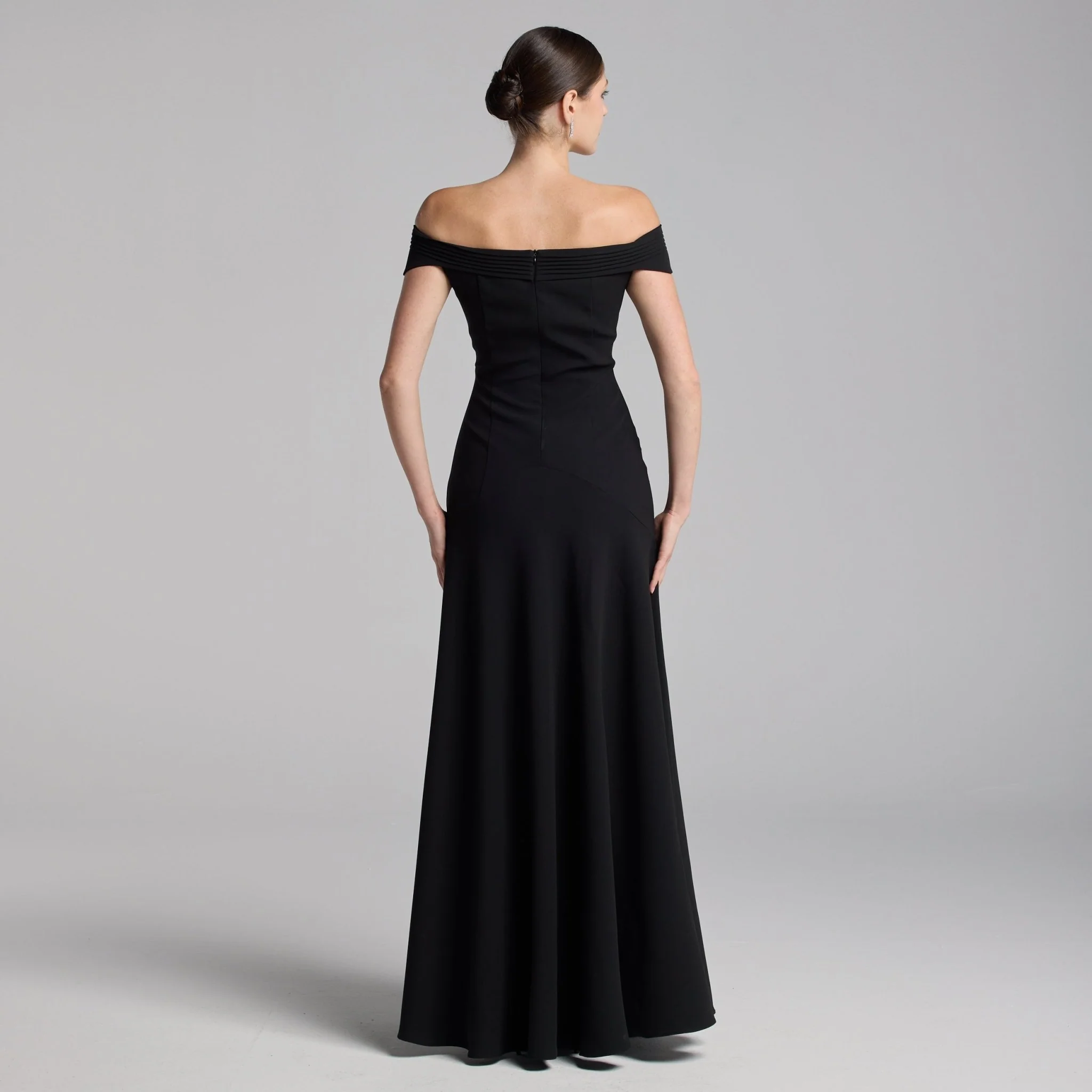 Black Crepe Maxi Dress with Pleated Details - Image 4