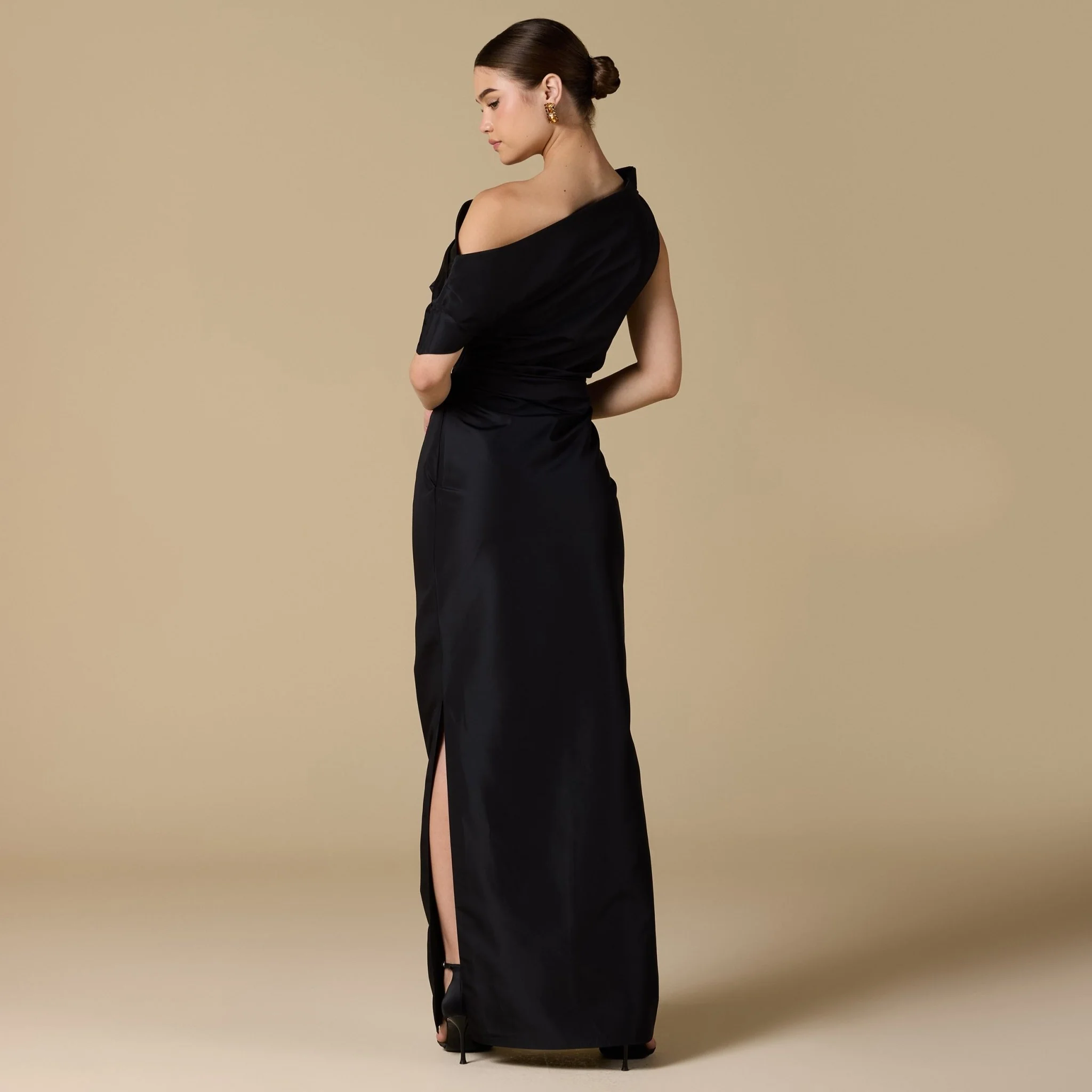 Black One Shoulder Taffeta Gown - Image 5