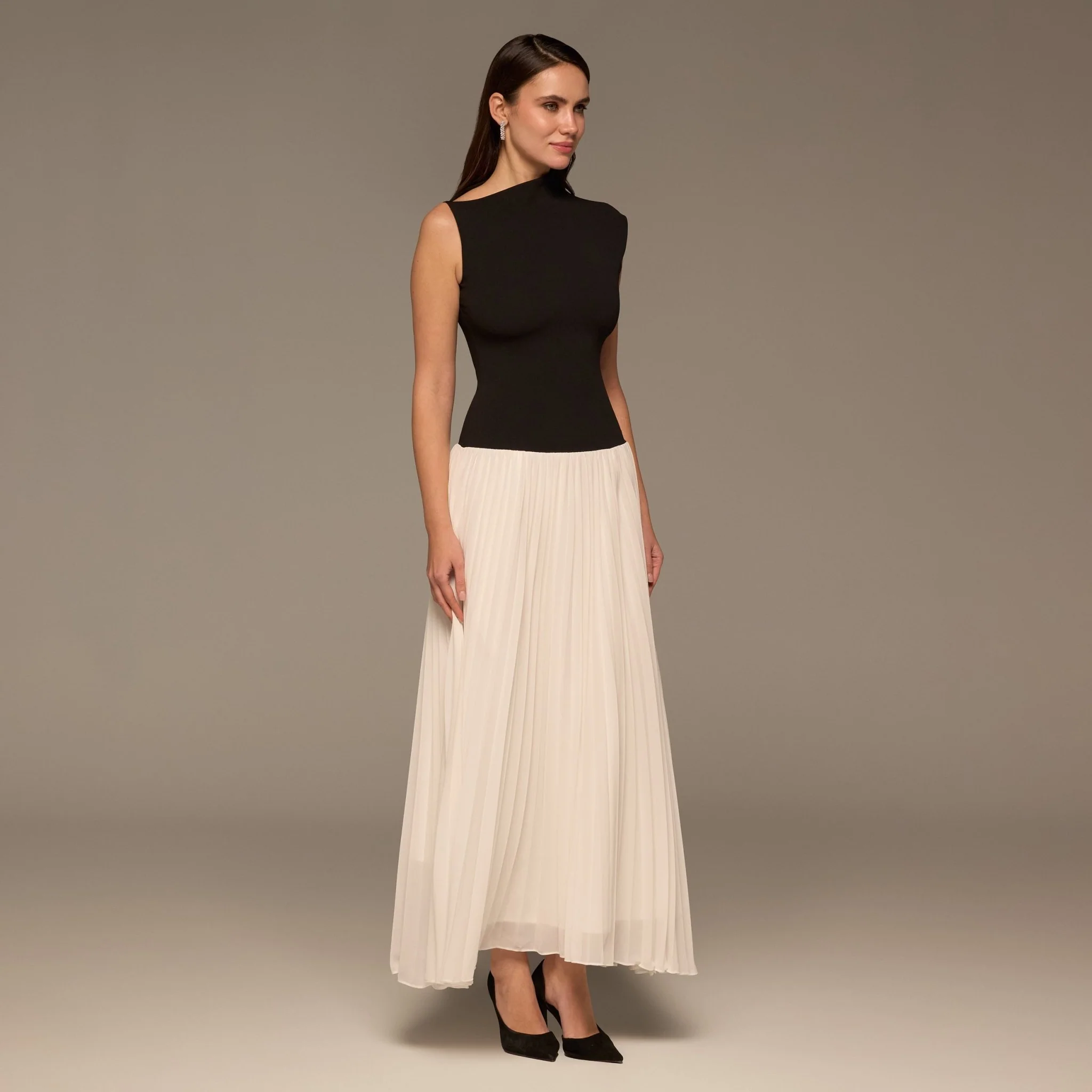 Black & White Oblique Neck Pleated Maxi Dress - Image 2