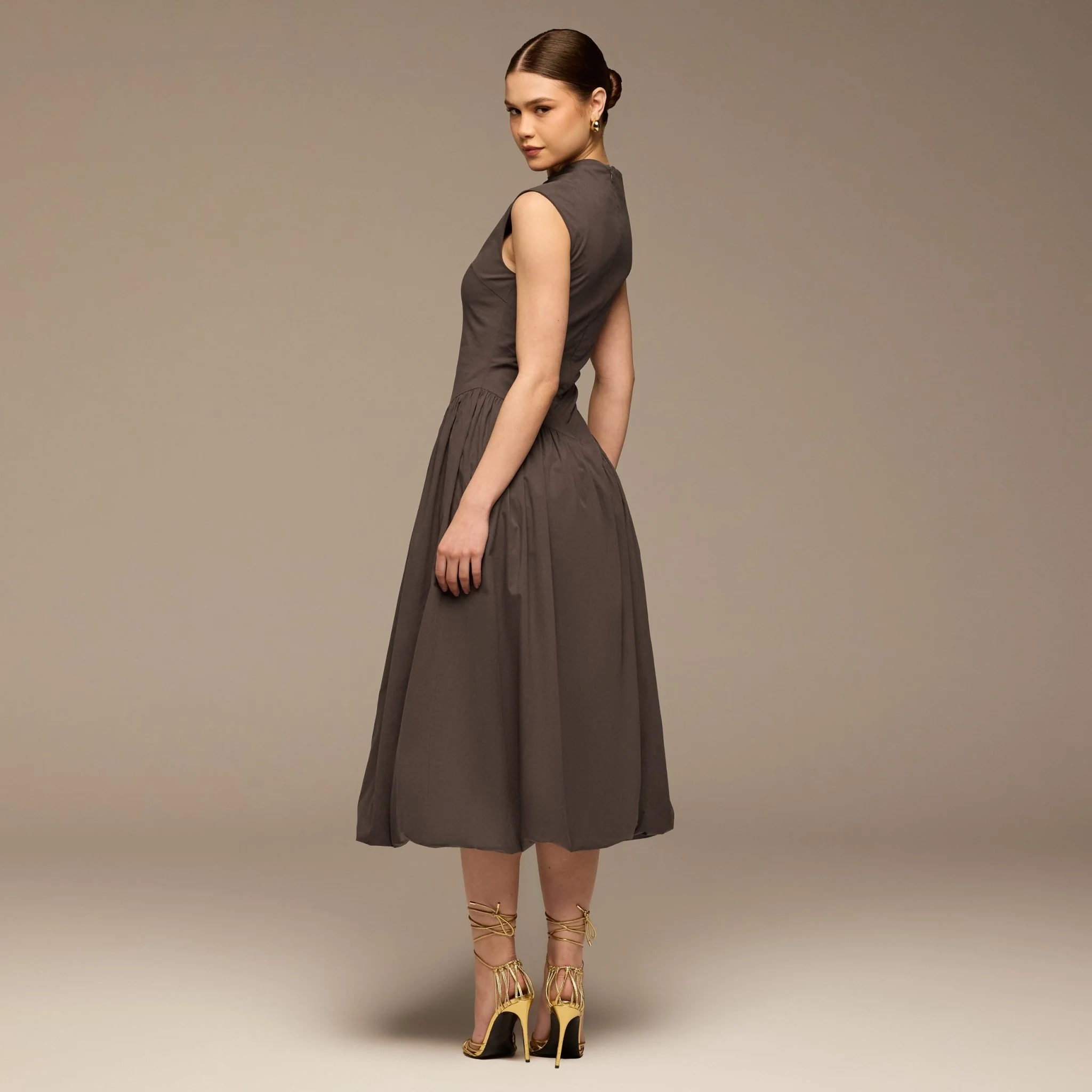 Brown Cotton Sleeveless Balloon Dress - Image 4
