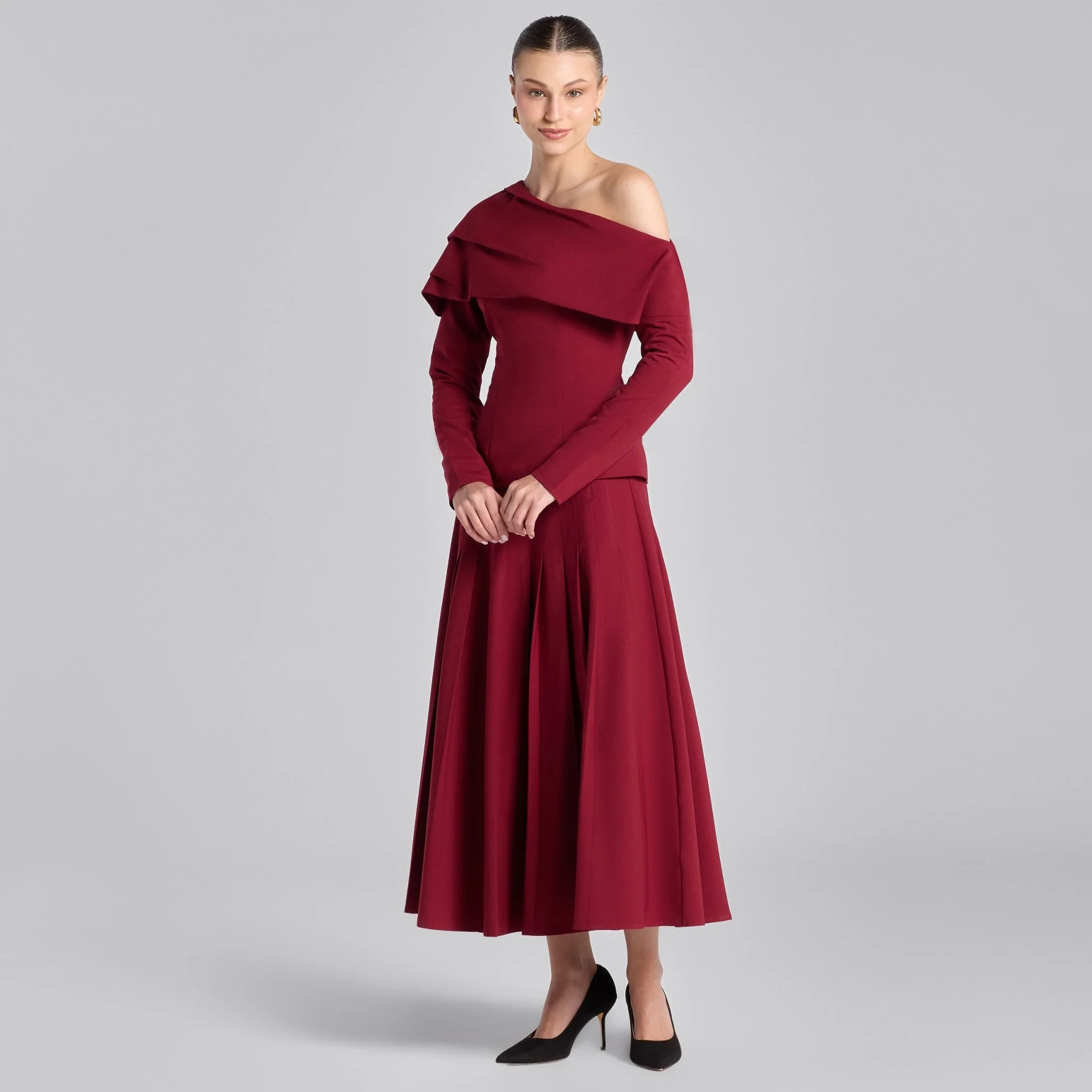 Burgundy Pleated Crepe Maxi Skirt - Image 4