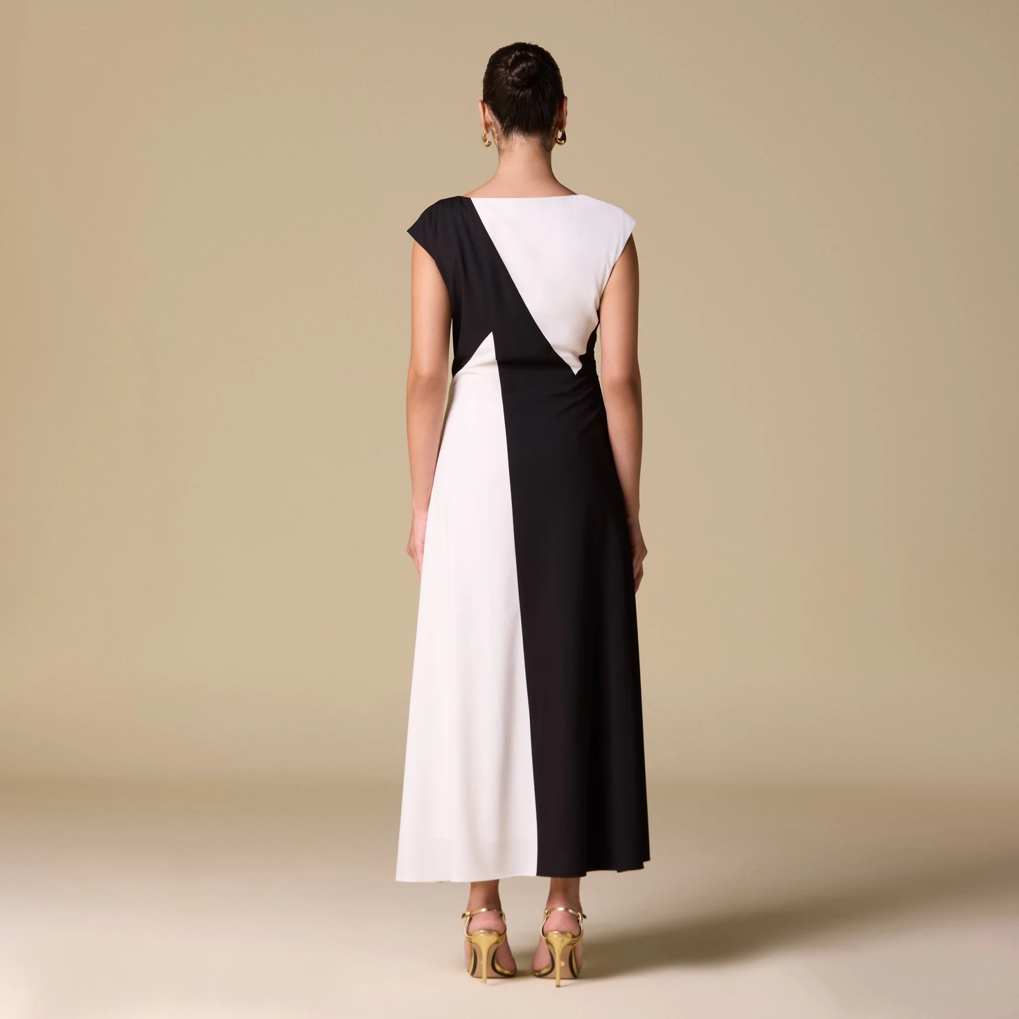 Black & White Color Block A-line Midi Dress - Image 4