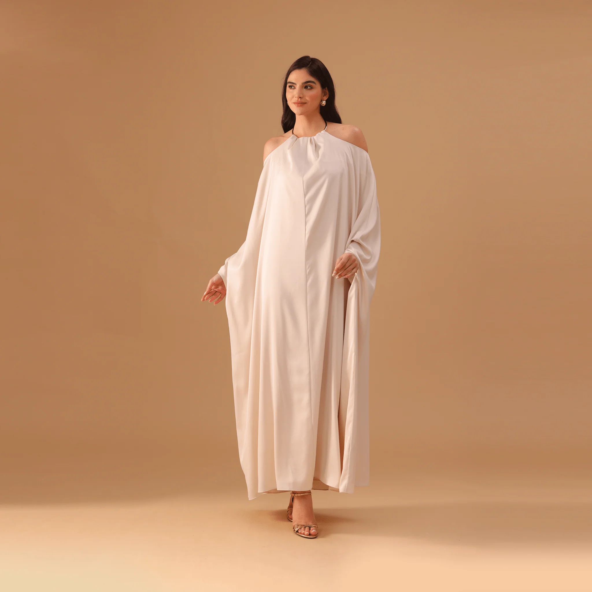 Ivory Gathered Neck With Accessory Maxi Dress - Image 2