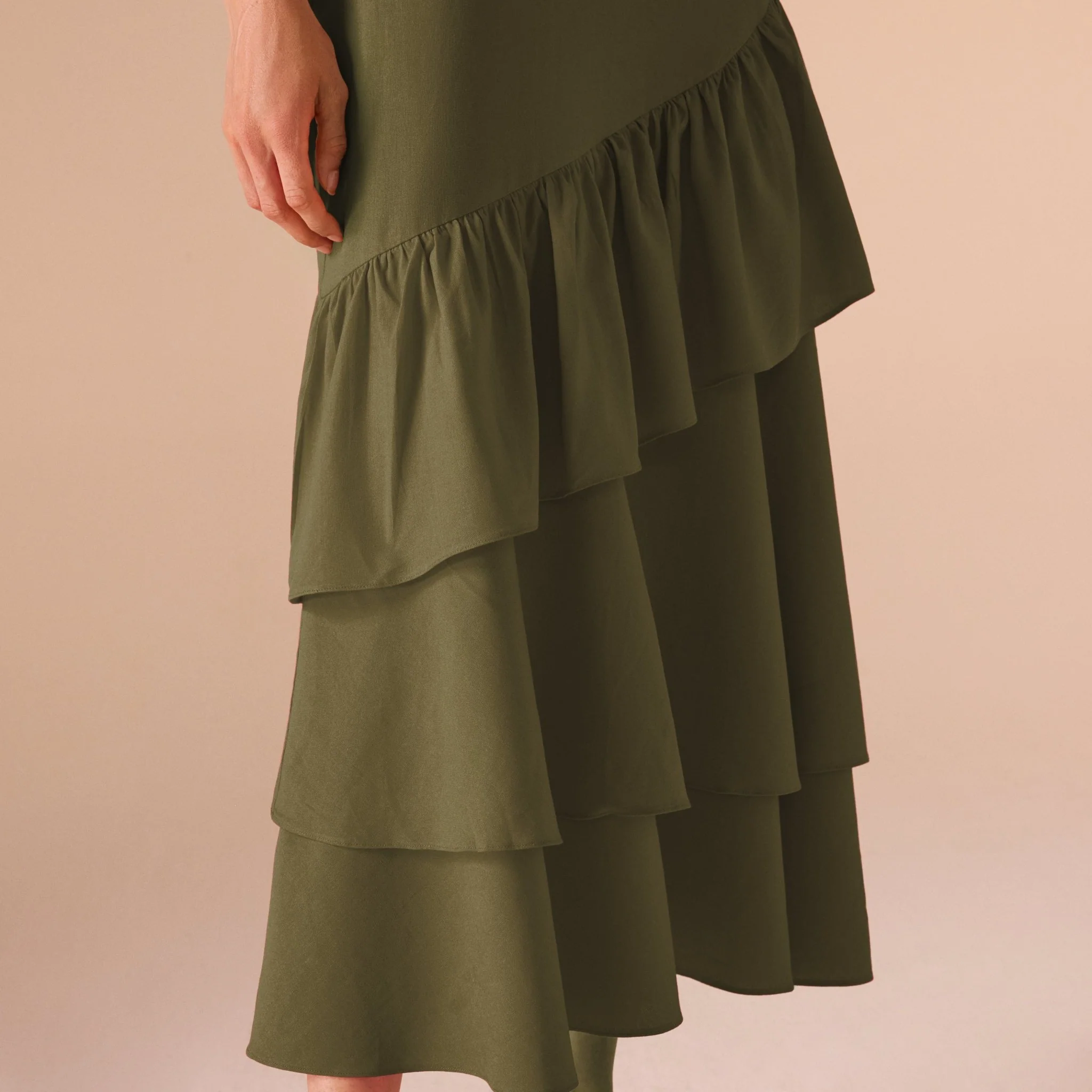 Green Linen Dress With Ruffled Skirt - Image 2