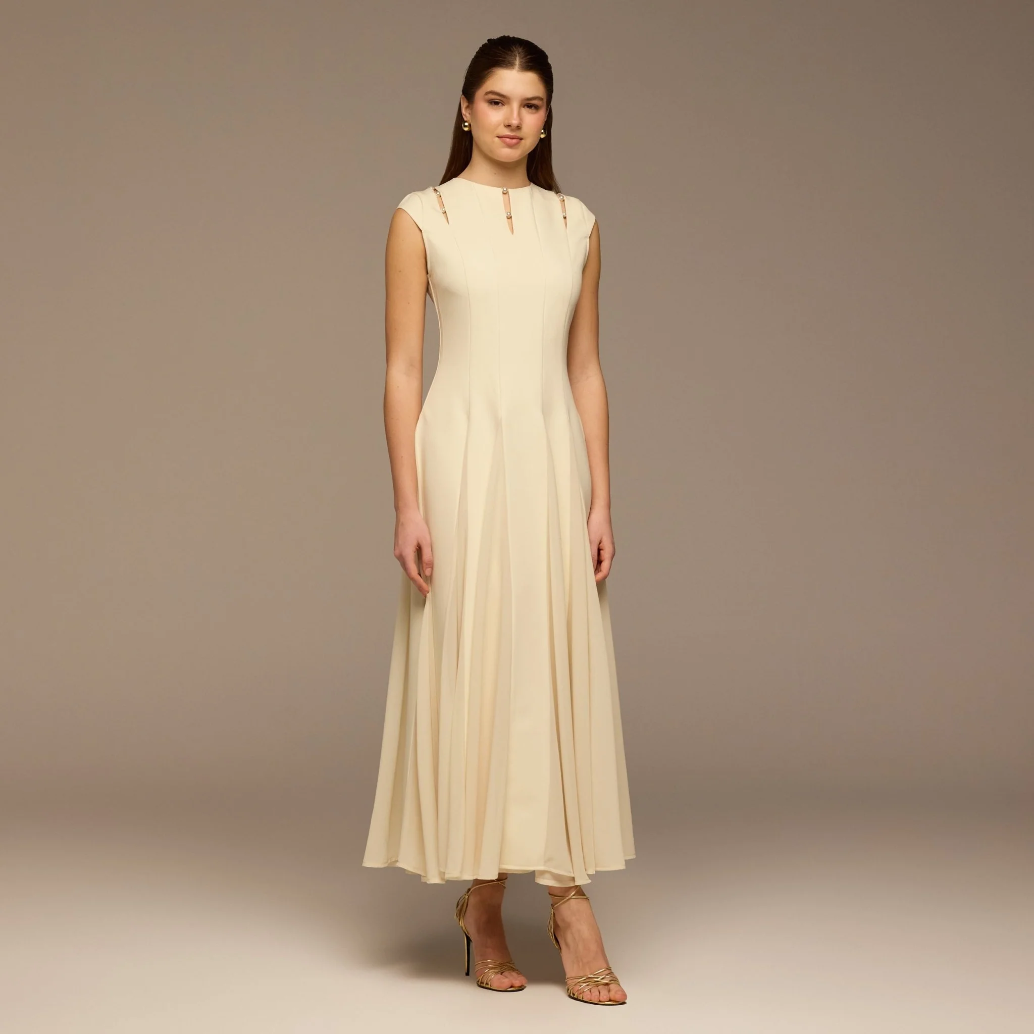 Ivory Crepe Chiffon Sleeveless Maxi Dress - Image 2