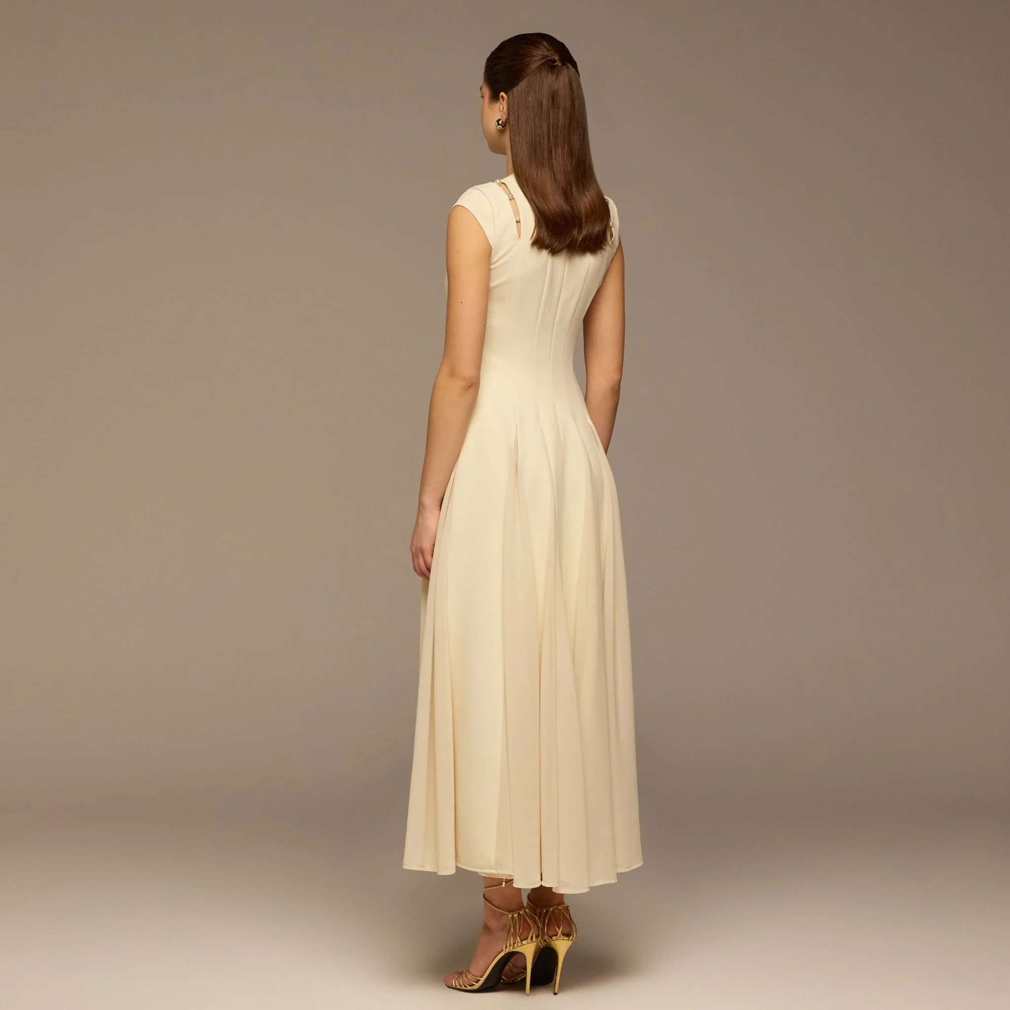 Ivory Crepe Chiffon Sleeveless Maxi Dress - Image 4