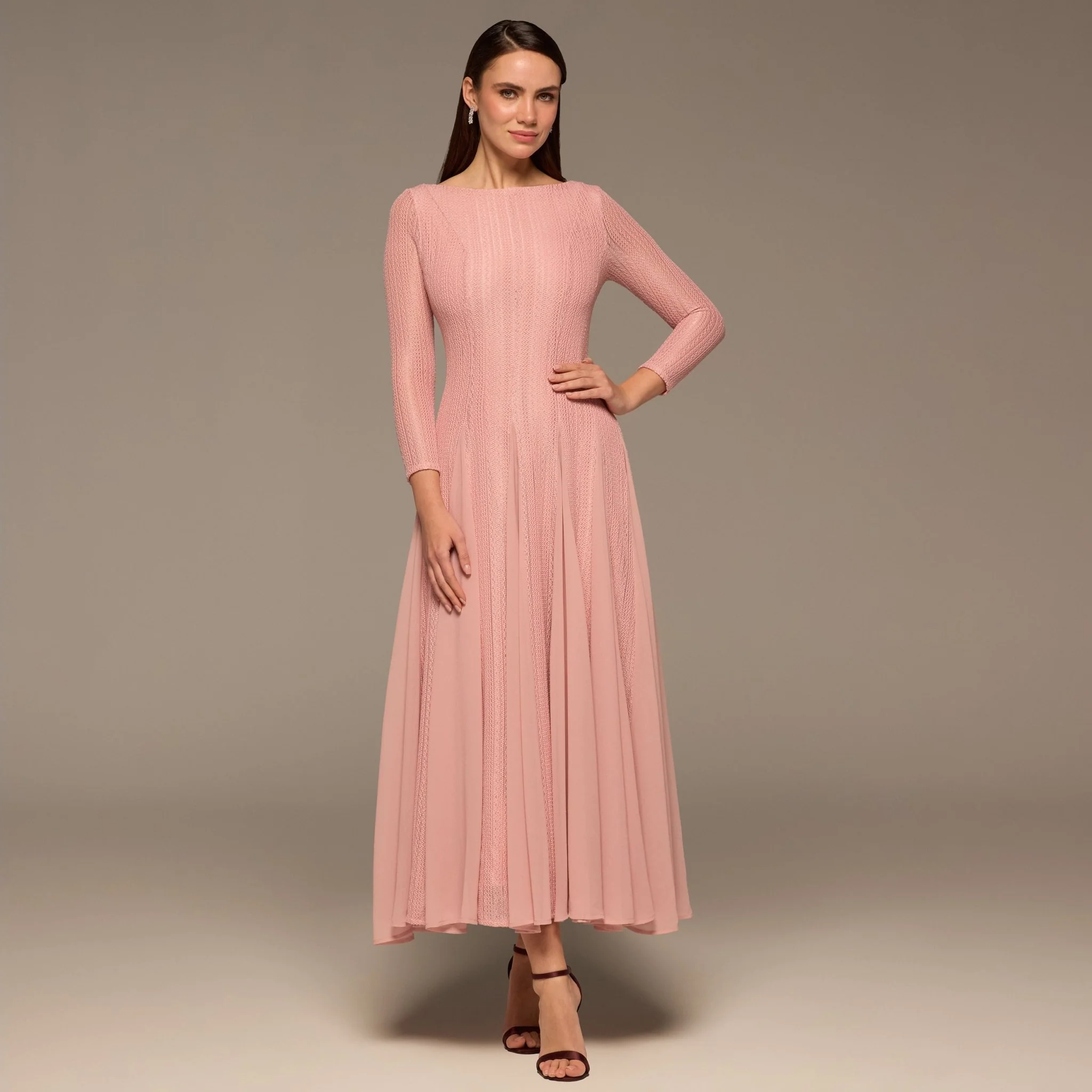 Long Sleeves Godet Maxi Dress