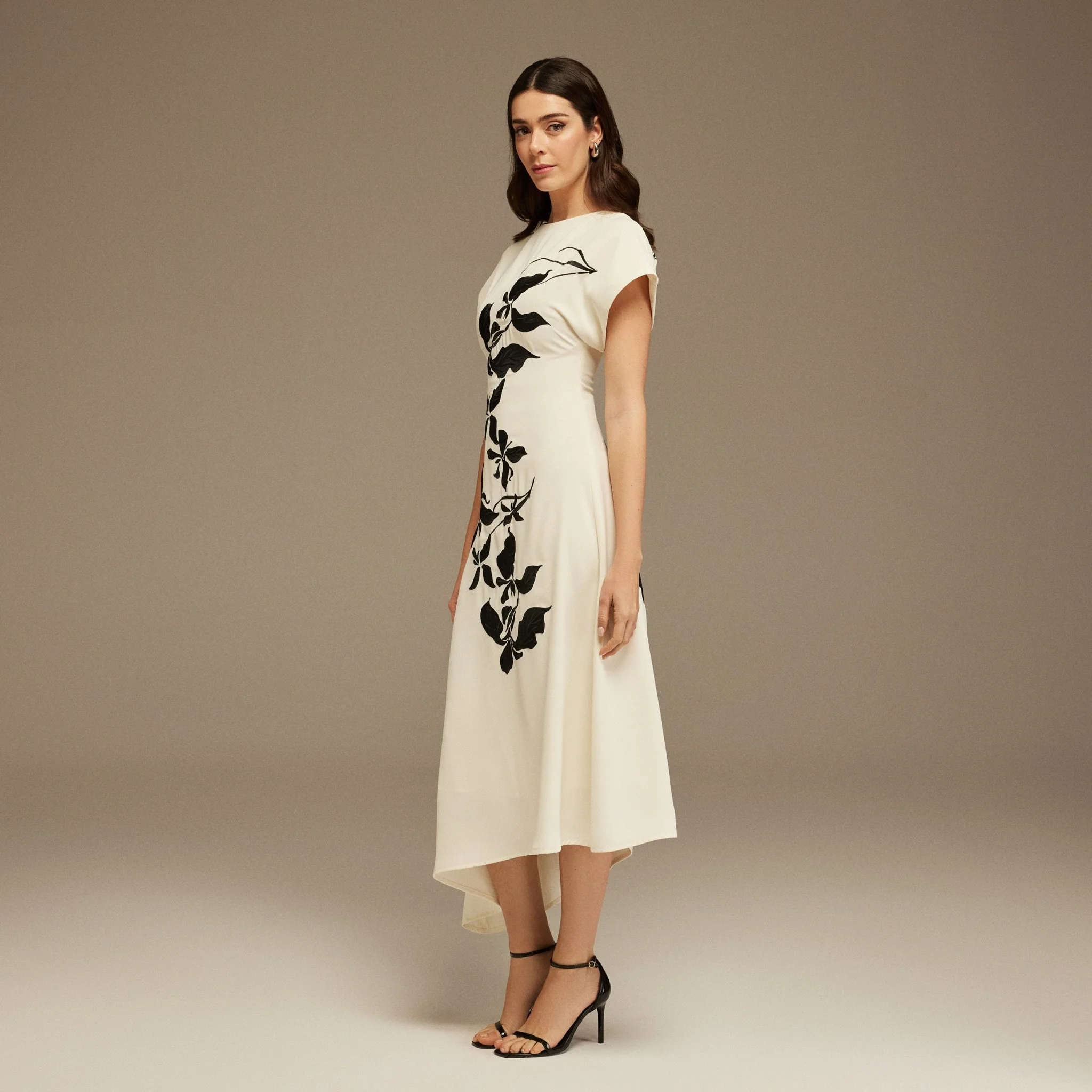 Short Sleeve Asymmetric Printed Midi Dress - Image 2
