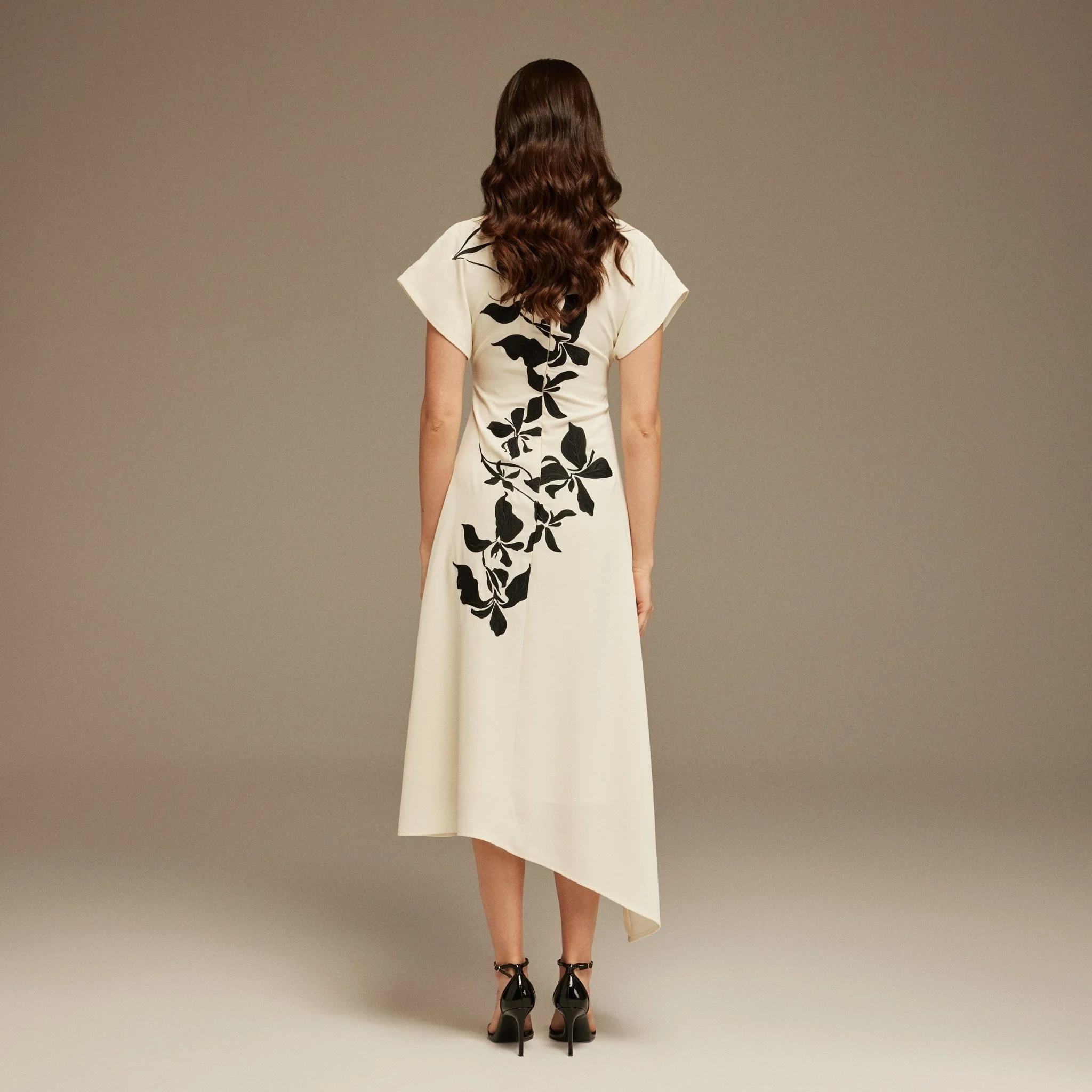 Short Sleeve Asymmetric Printed Midi Dress - Image 4