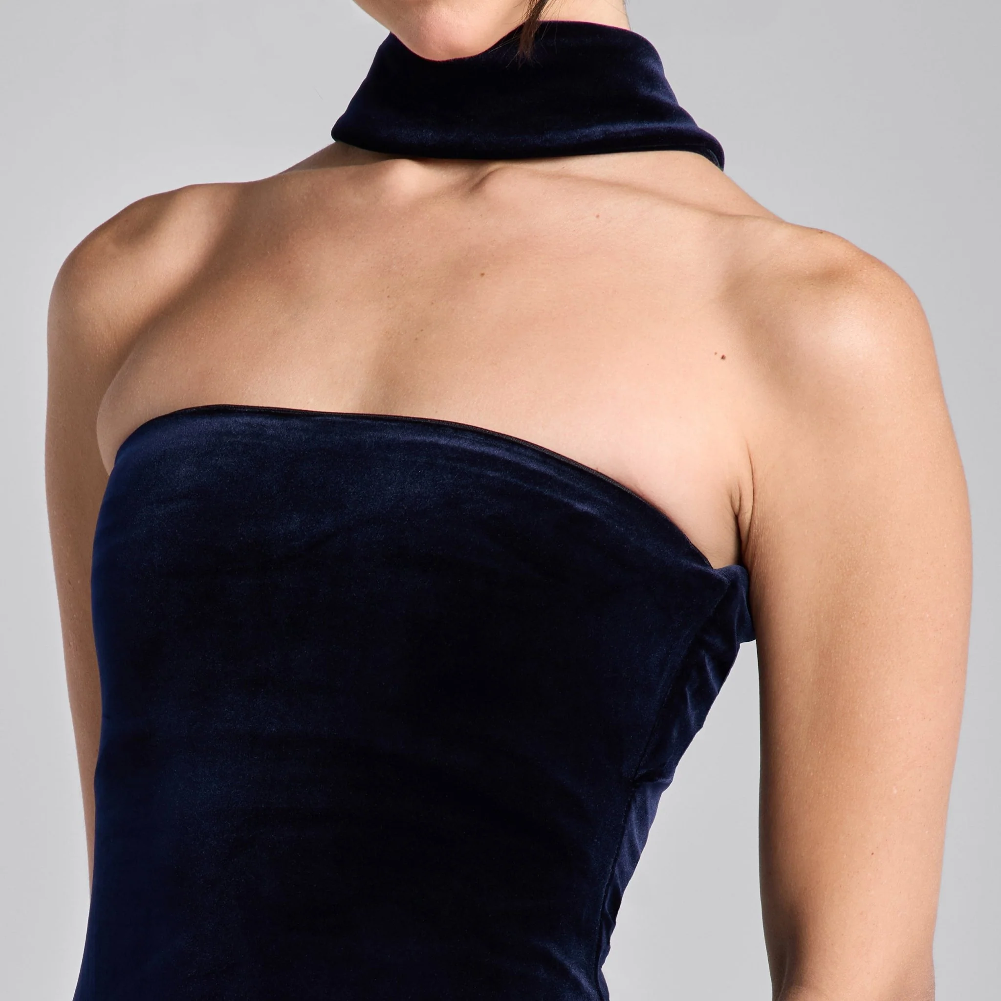 Navy Choker Neck Velvet Maxi Dress - Image 4