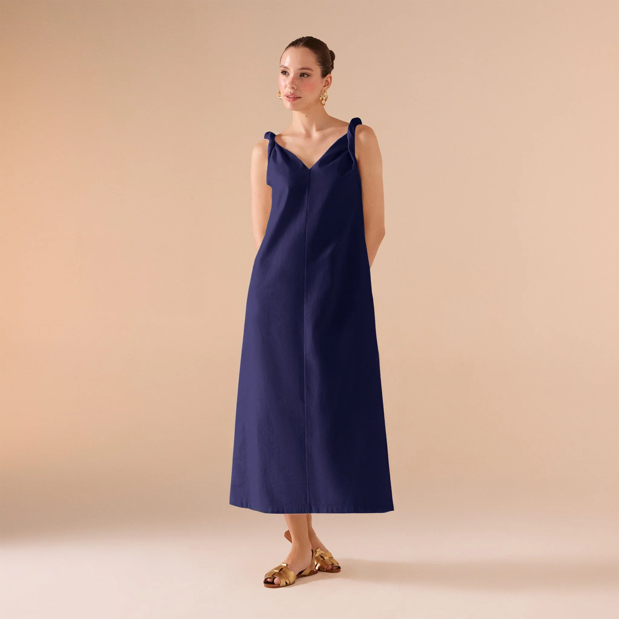 Sleeveless Loose Midi Dress in Linen Cotton Blend - Image 5