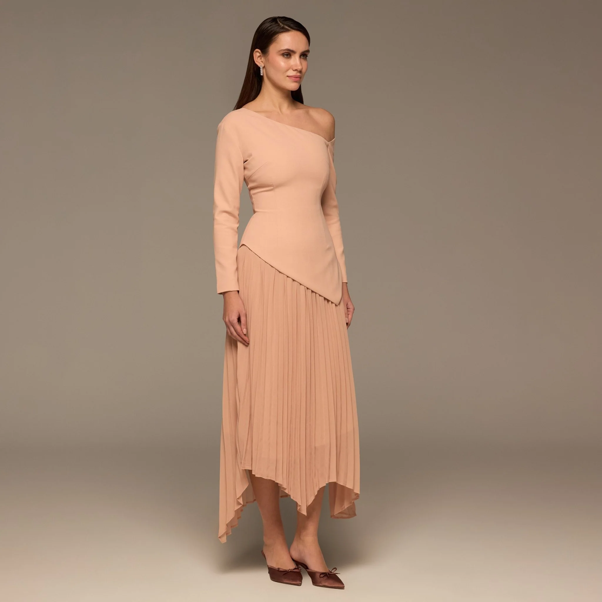 Dusty Rose One-shoulder Crepe Dress With Pleated Skirt - Image 2