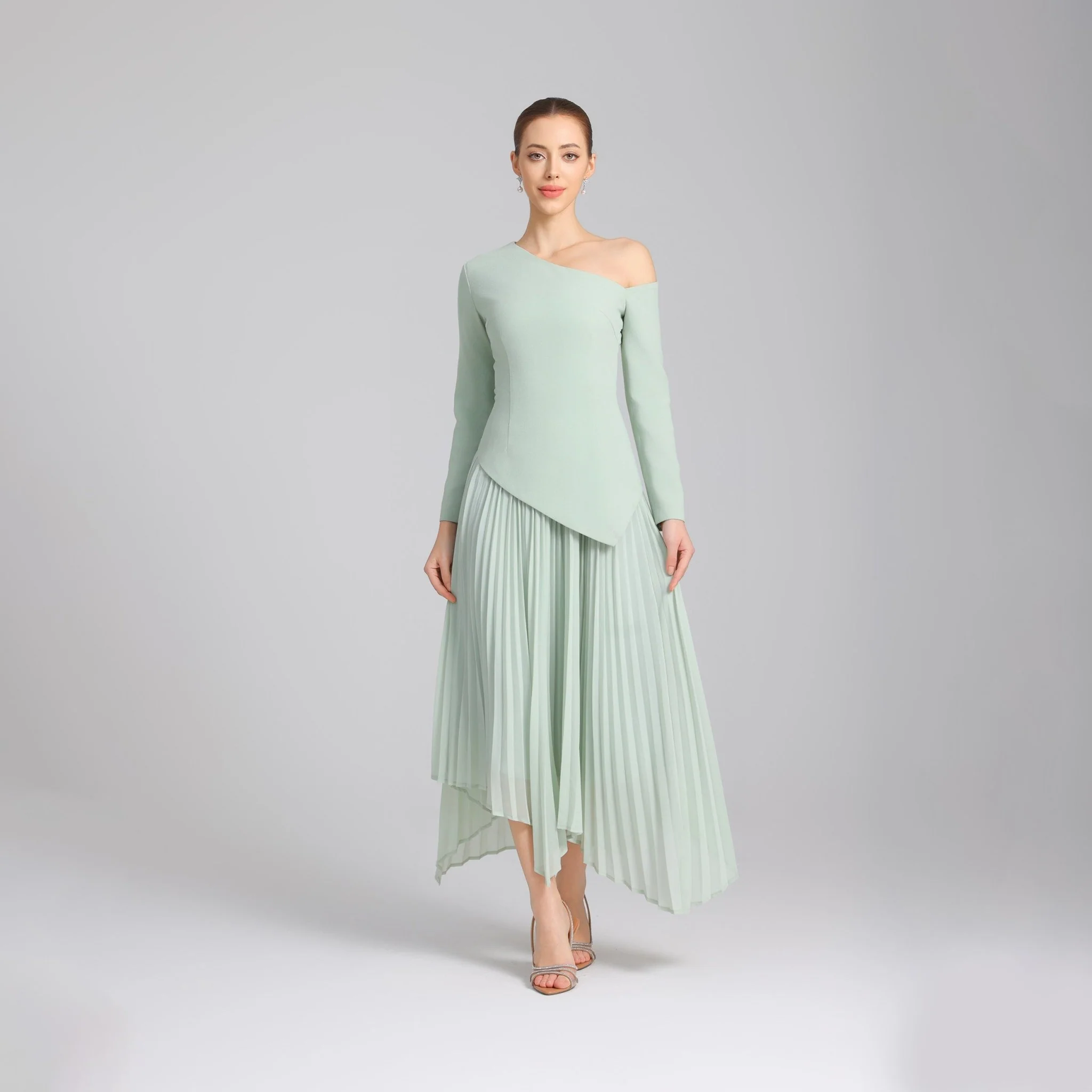 Green One-shoulder Crepe Dress With Pleated Skirt