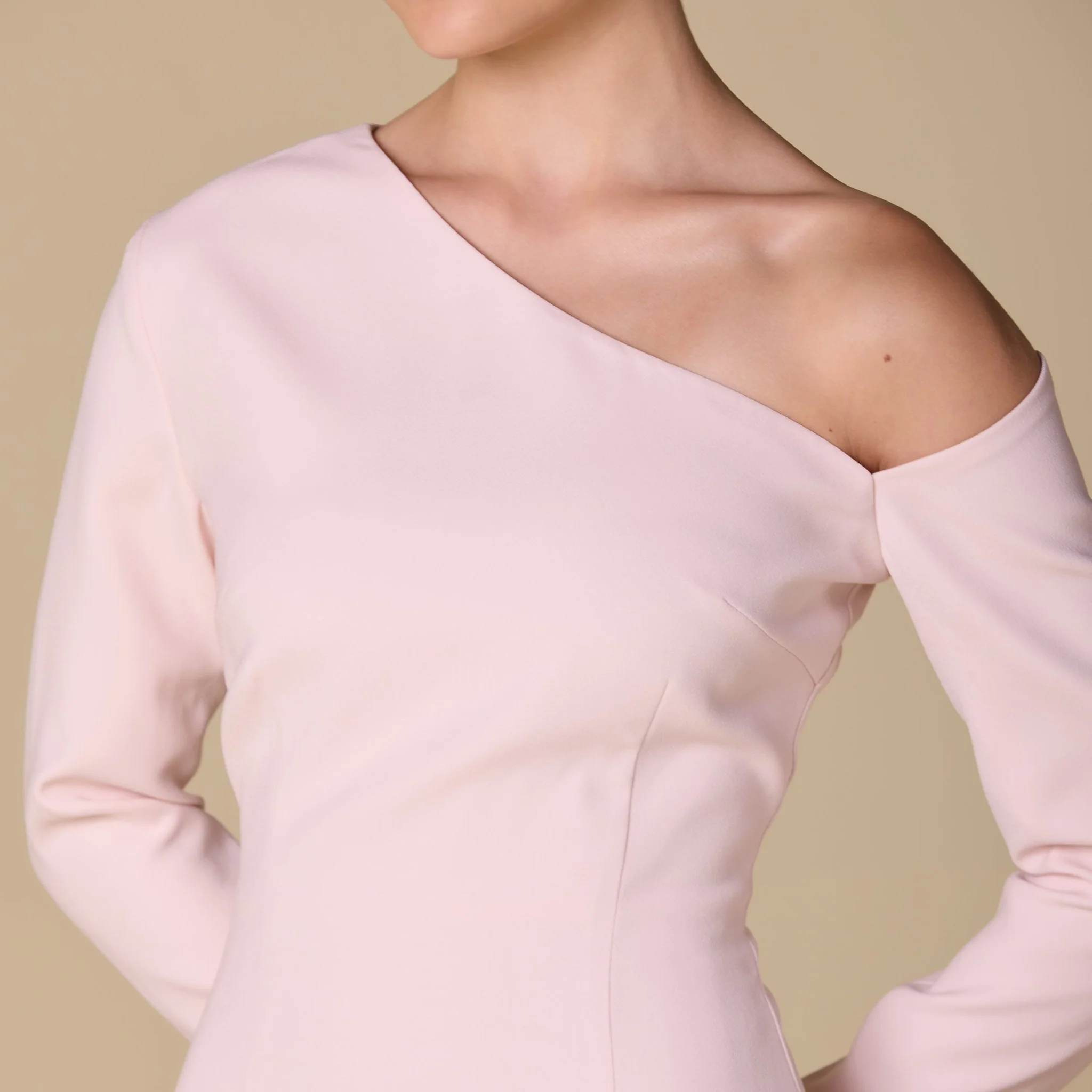 One-shoulder Crepe Dress With Pleated Skirt - Image 3