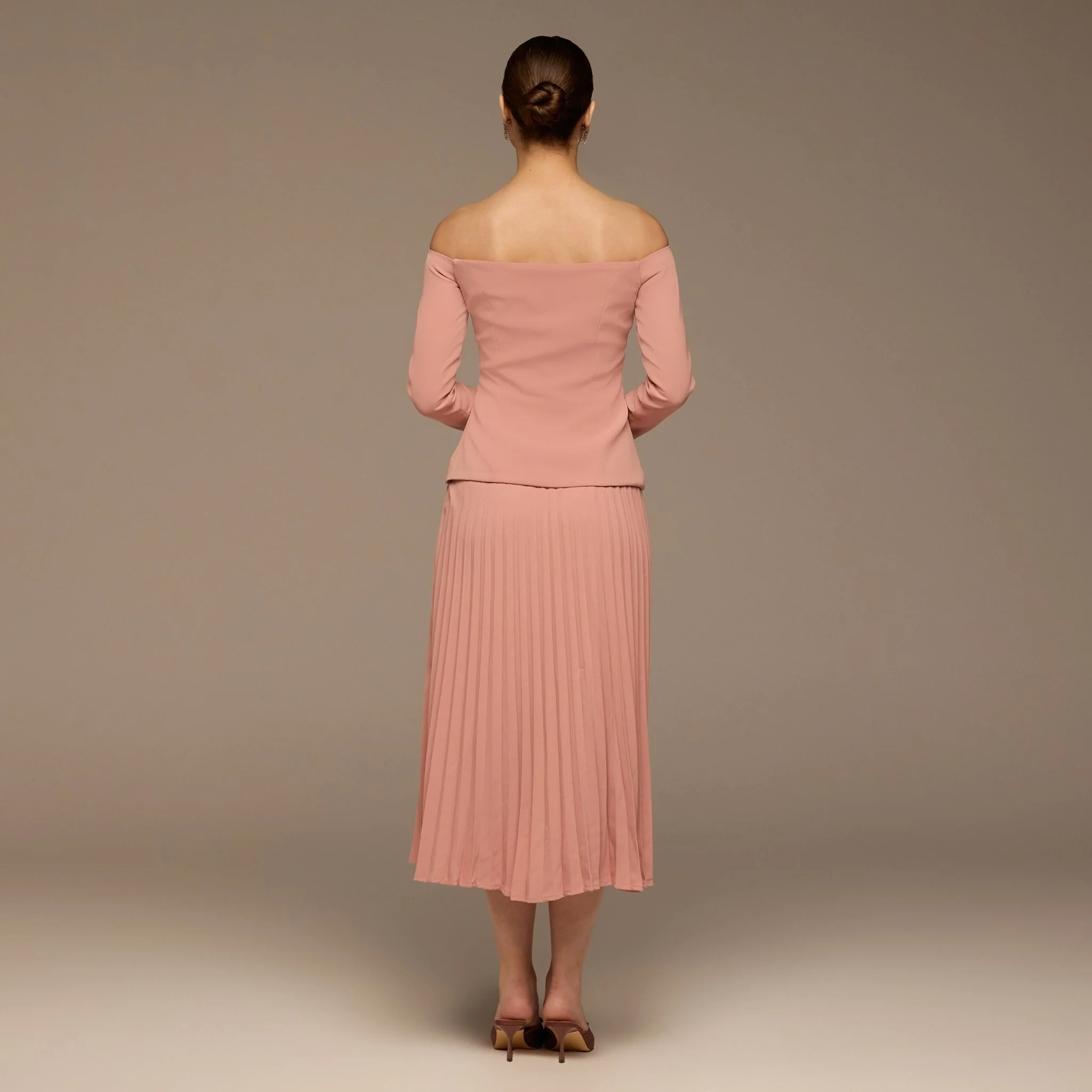 Pink Crepe & Chiffon Pleated Maxi Dress - Image 3