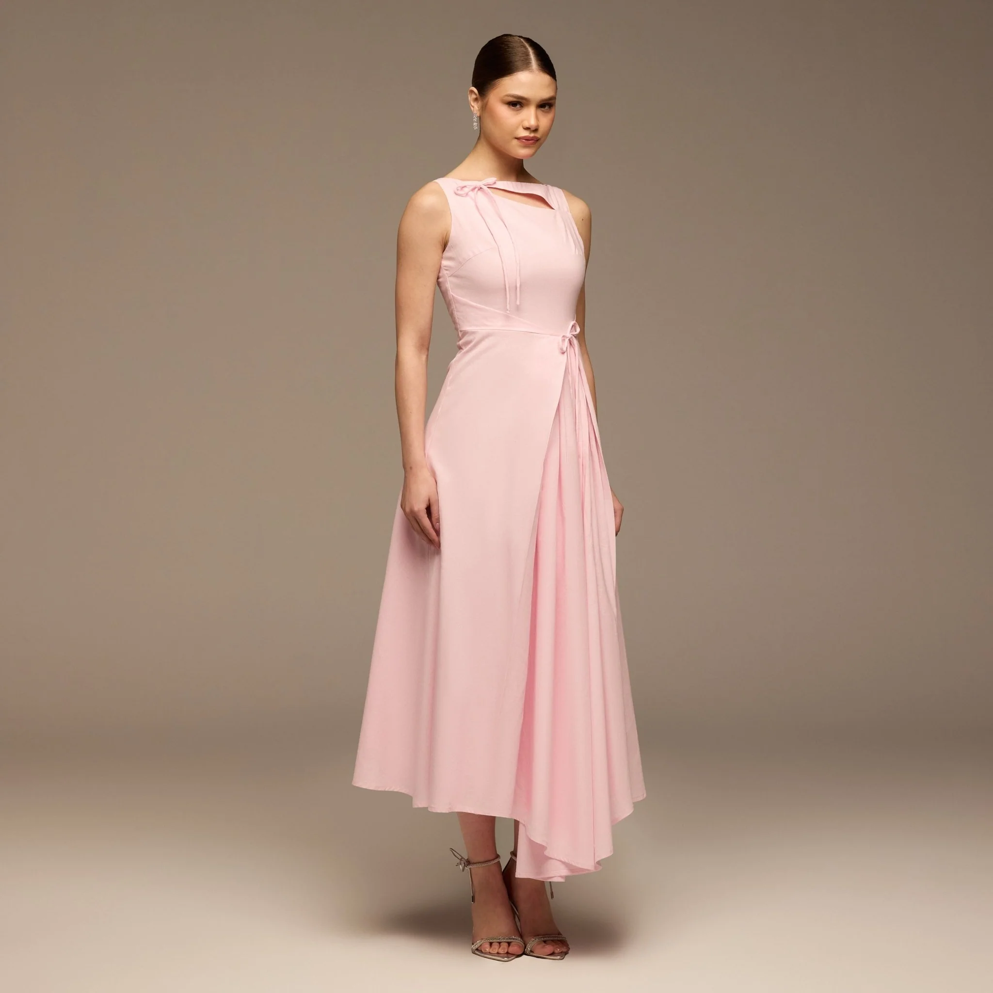 Pink Sleeveless Midi Dress Knot Details - Image 2