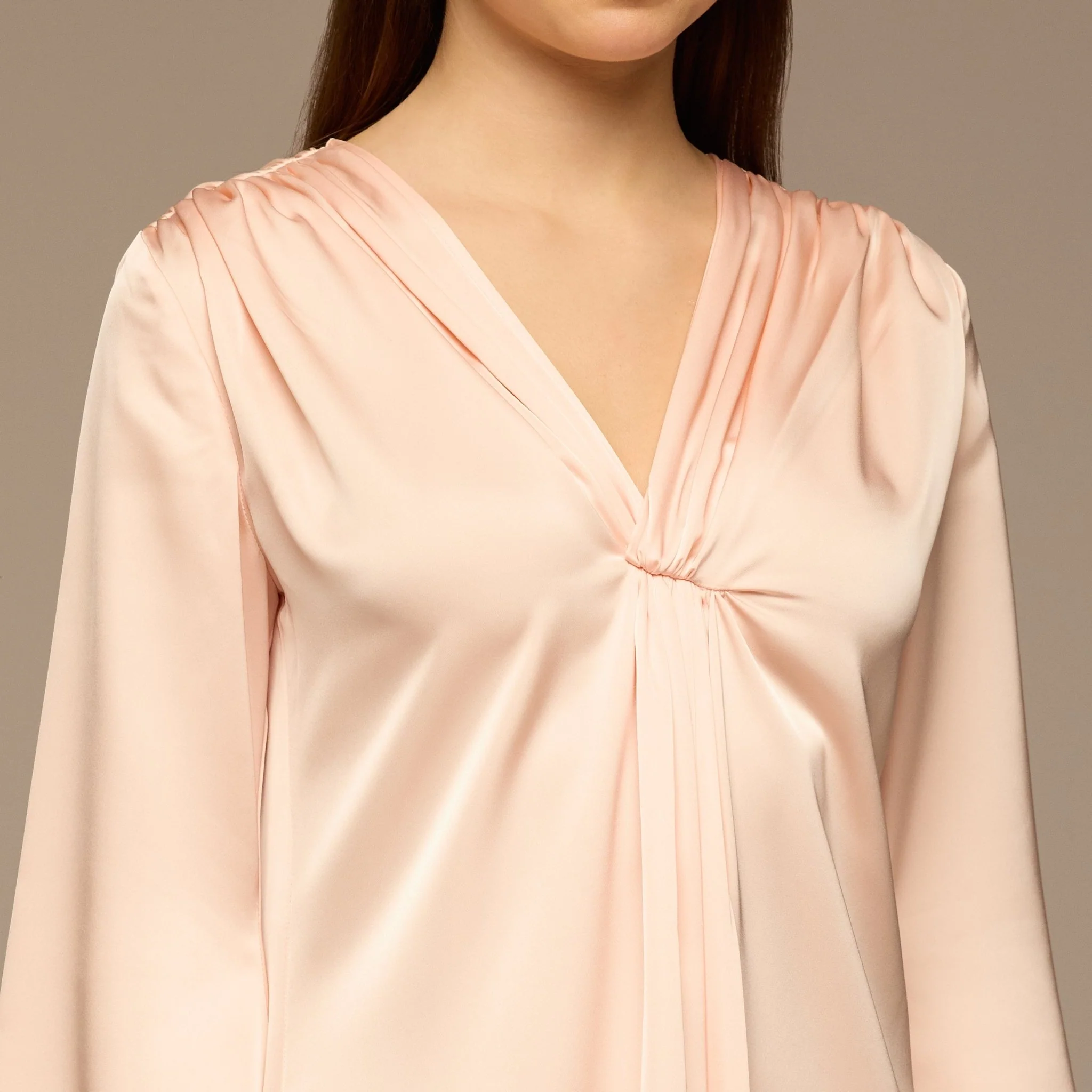 Pink V-Neck Flared Sleeve Satin Kaftan - Image 3