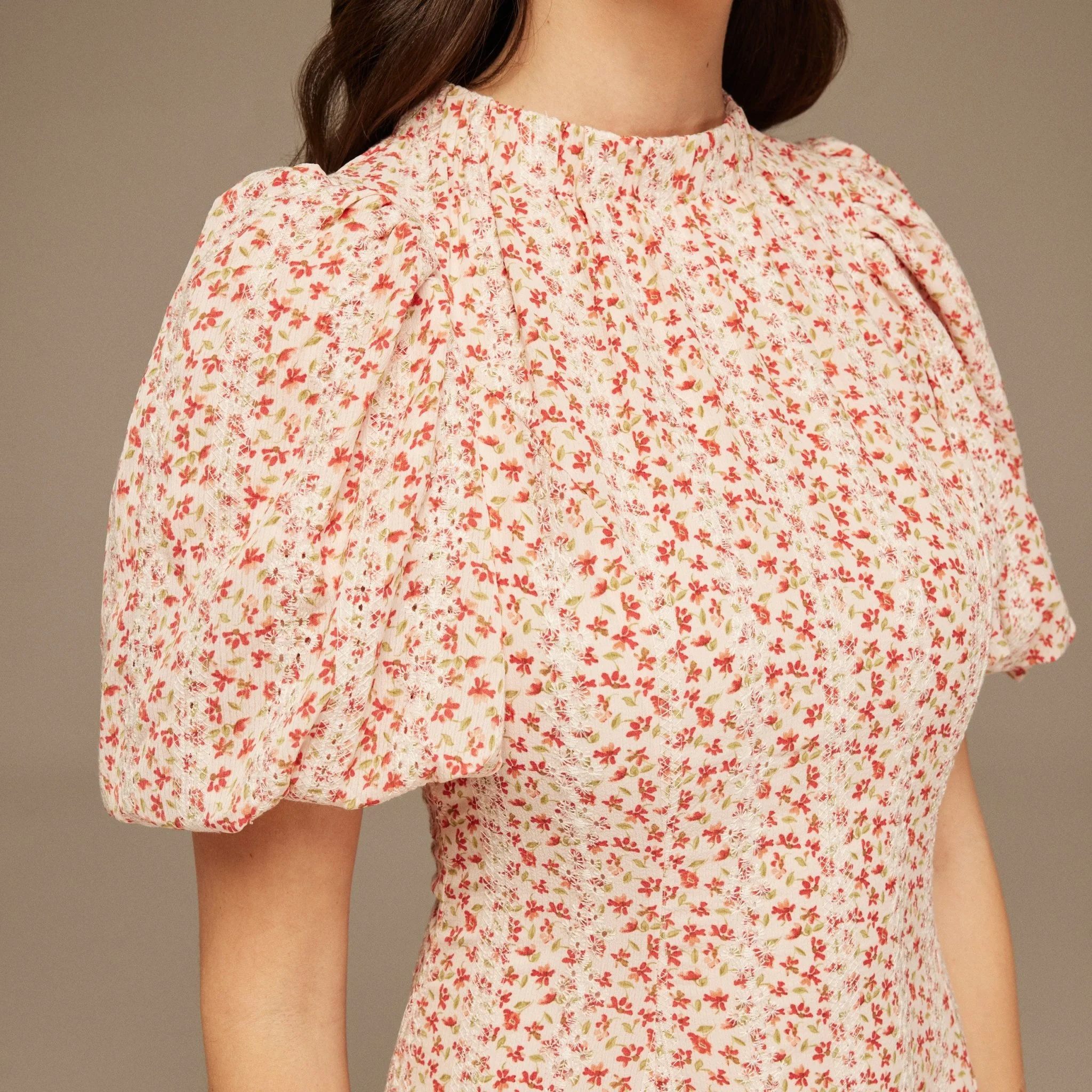 Short Sleeve Floral Lace Midi Dress - Image 3