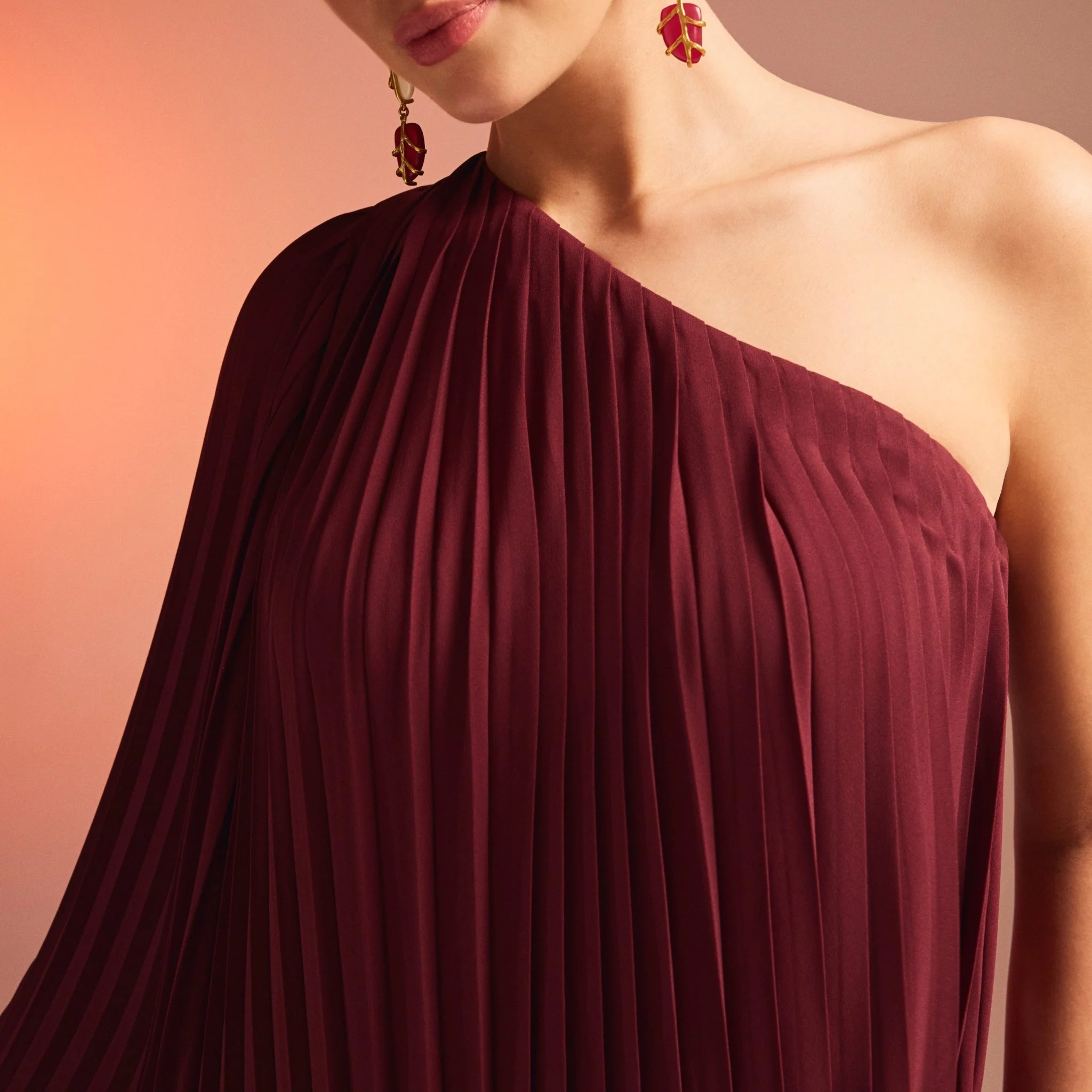 Red Pleated One Shoulder Long Sleeve Dress - Image 4