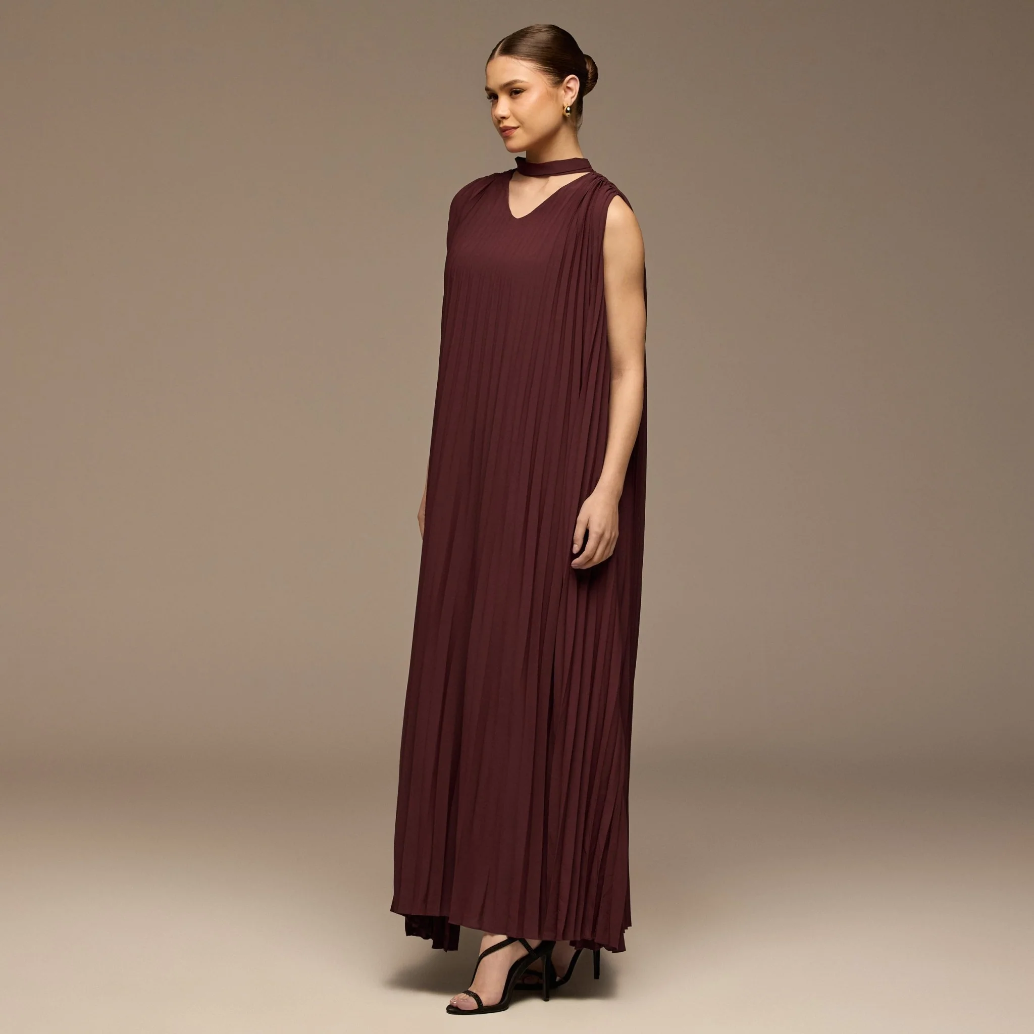 Plum V-Neck All Over Pleated Chiffon Maxi Dress - Image 2