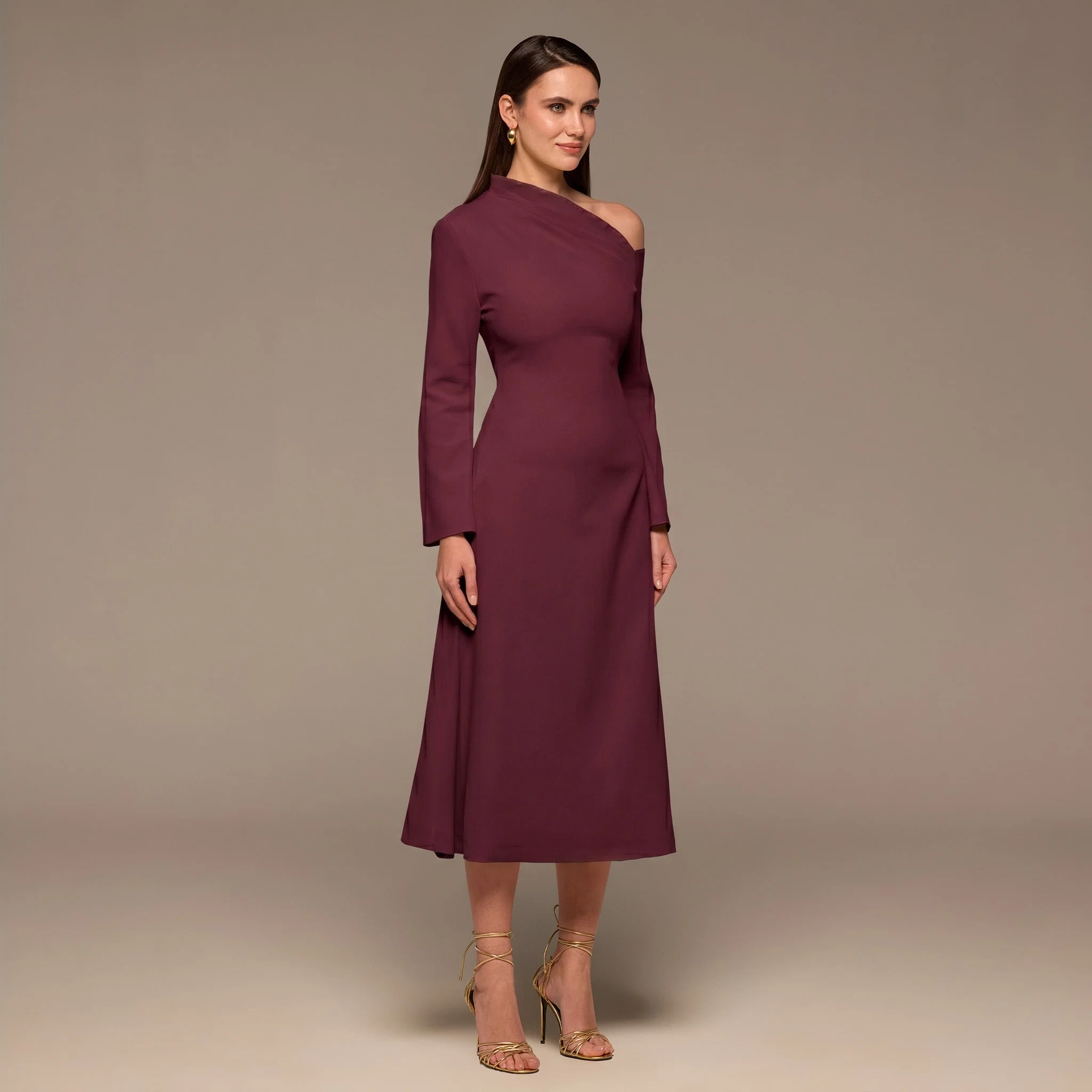 Plum Bare Shoulder Crepe Midi Dress - Image 2