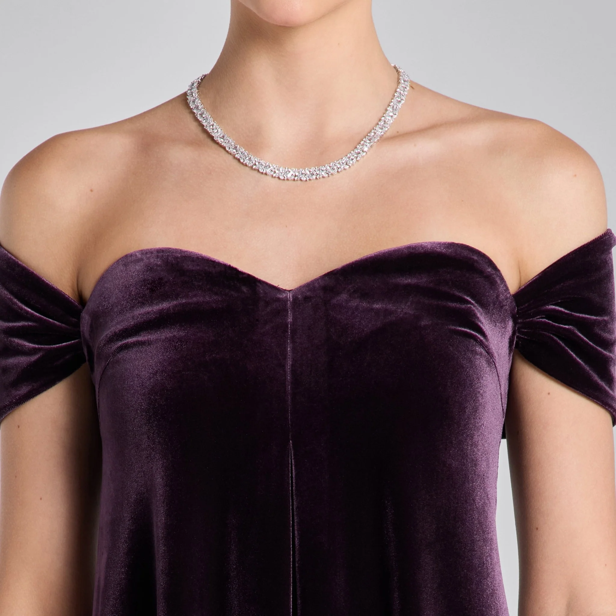 Purple Off Shoulder Sweetheart Neckline Velvet Gown - Image 3
