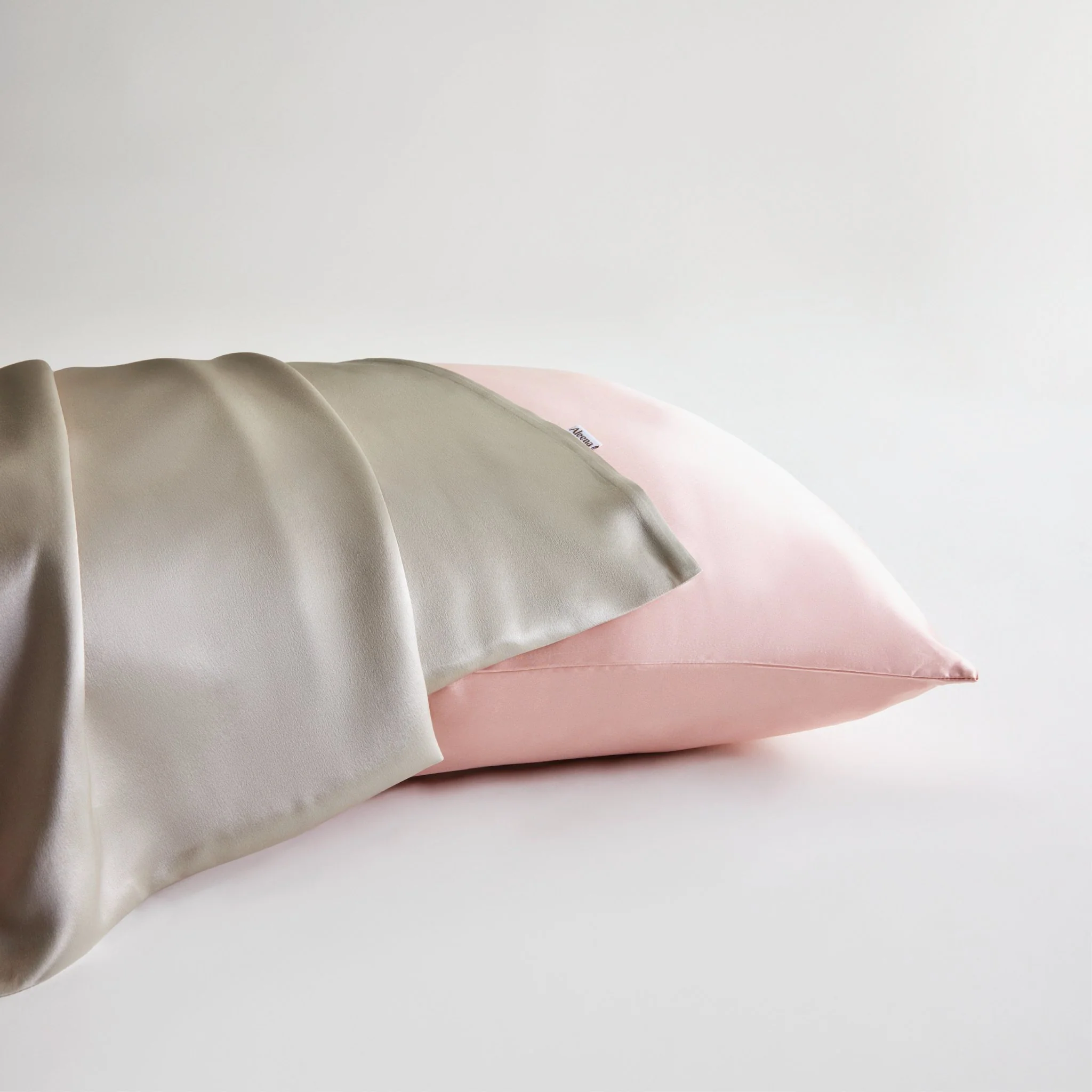 Aleena™ Single Silk Pillowcase (1 Pillowcase) - Image 10