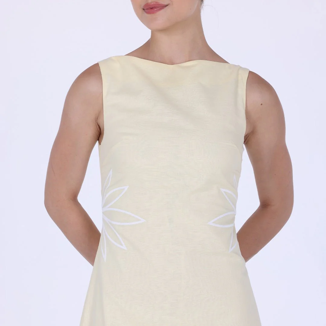 Sleeveless A-line Linen Midi Dress With Waist Embroidery - Image 3