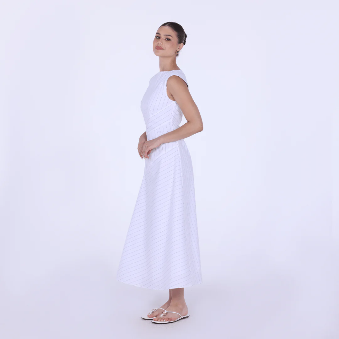 White Sleeveless Cotton Blended dress